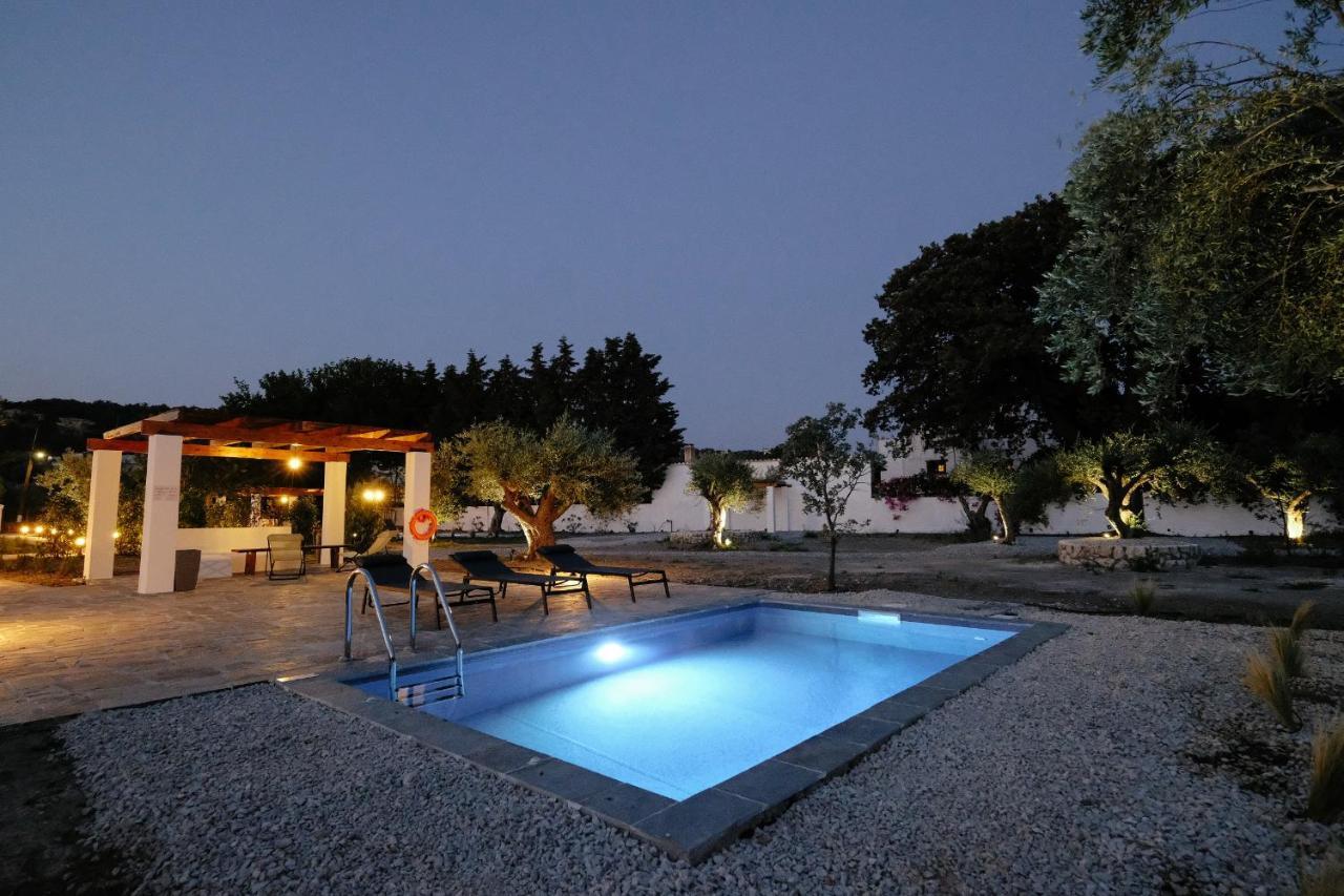 Elia Suites Ialysos  Ngoại thất bức ảnh